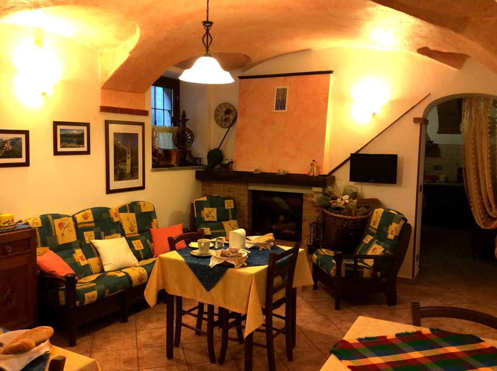 L'Antico Borgo Rooms Rental Caprie Extérieur photo