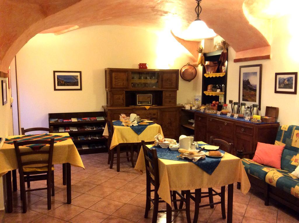 L'Antico Borgo Rooms Rental Caprie Extérieur photo